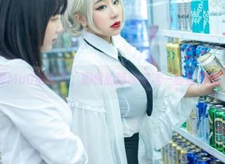 玩味穆零Mu0的写真，剧情的暗示在这一刻显得如此真实。