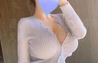 微密圈 – 童小芯的红色，点燃你内心的小火花，高清美图来啦！