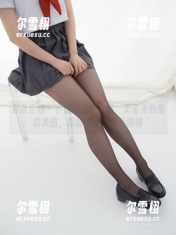 紧急企划-小恩 紧急企划 - 小恩的甜心悬疑:无圣光包围的美图,糖甜得让人反复横跳