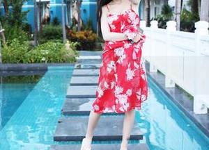 美媛馆 – 这一瞬，作品中的芝芝Booty让我对制服有了新理解