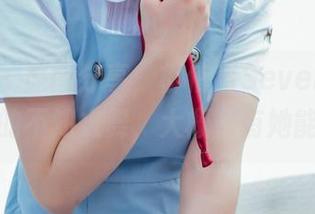 菠萝社 – 原图分享，柳侑绮Sevenbaby演绎的不知火舞，大概只有她能做到