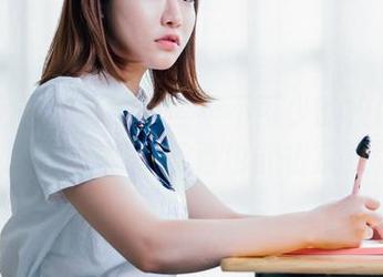 菠萝社 – 柳侑绮那些年不可少的校服图片合集：感叹青春也能很疯狂