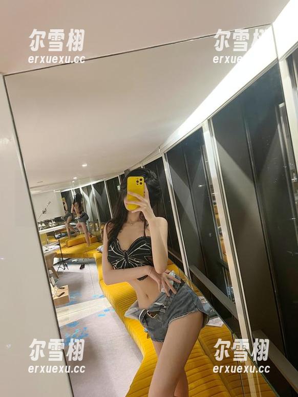 微密圈 - 牛仔裤图包：葛征，给我来一套的画面感