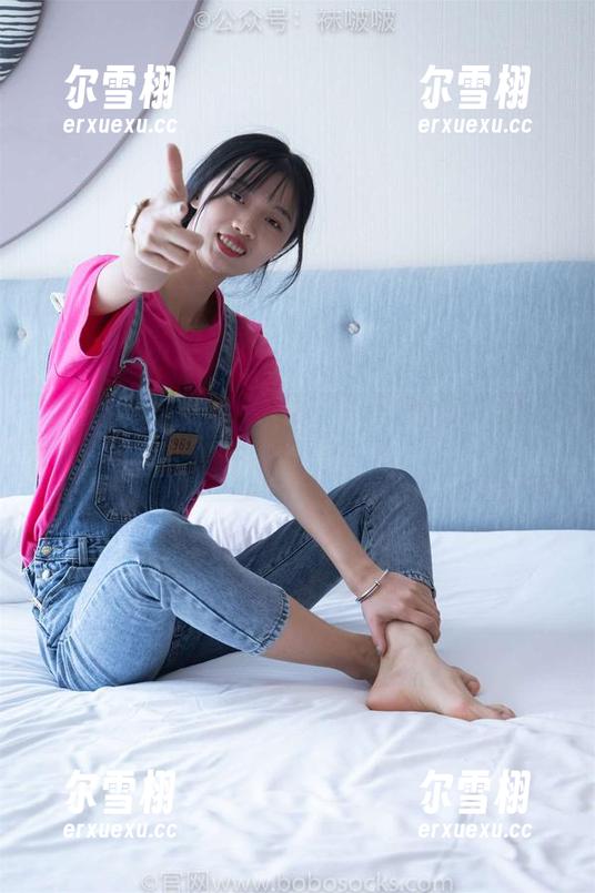 袜啵啵 - 瑶瑶带你玩转帆布鞋合集：懒人必备的时髦分享